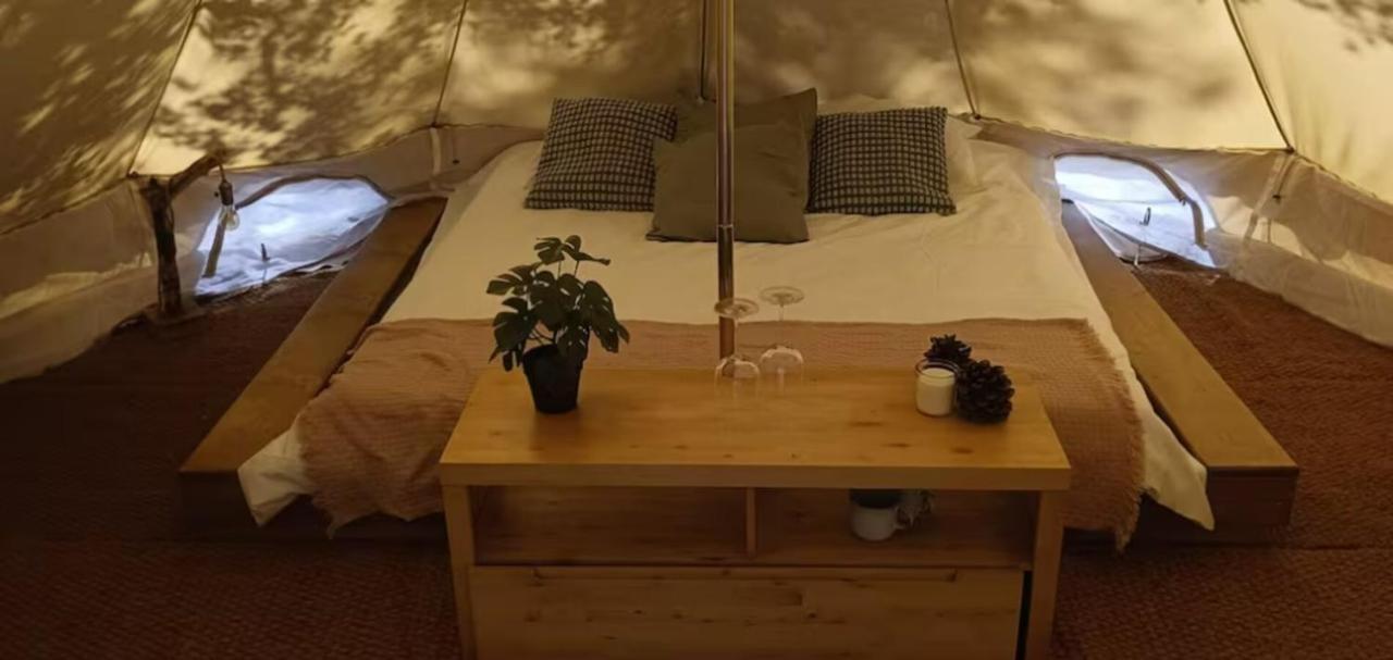 Evasion En Pleine Nature, Tipi Insolite Et Jacuzzi Au Pont Du Gard ! Вер-Пон-дю-Гар Экстерьер фото